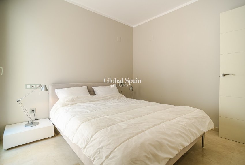 Wederverkoop - Villa -
SAN MIGUEL DE SALINAS - LAS COLINAS GOLF RESORT