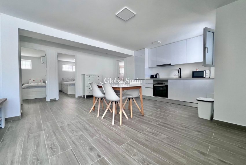 Wederverkoop - VILLA -
SAN MIGUEL DE SALINAS - Las filipinas