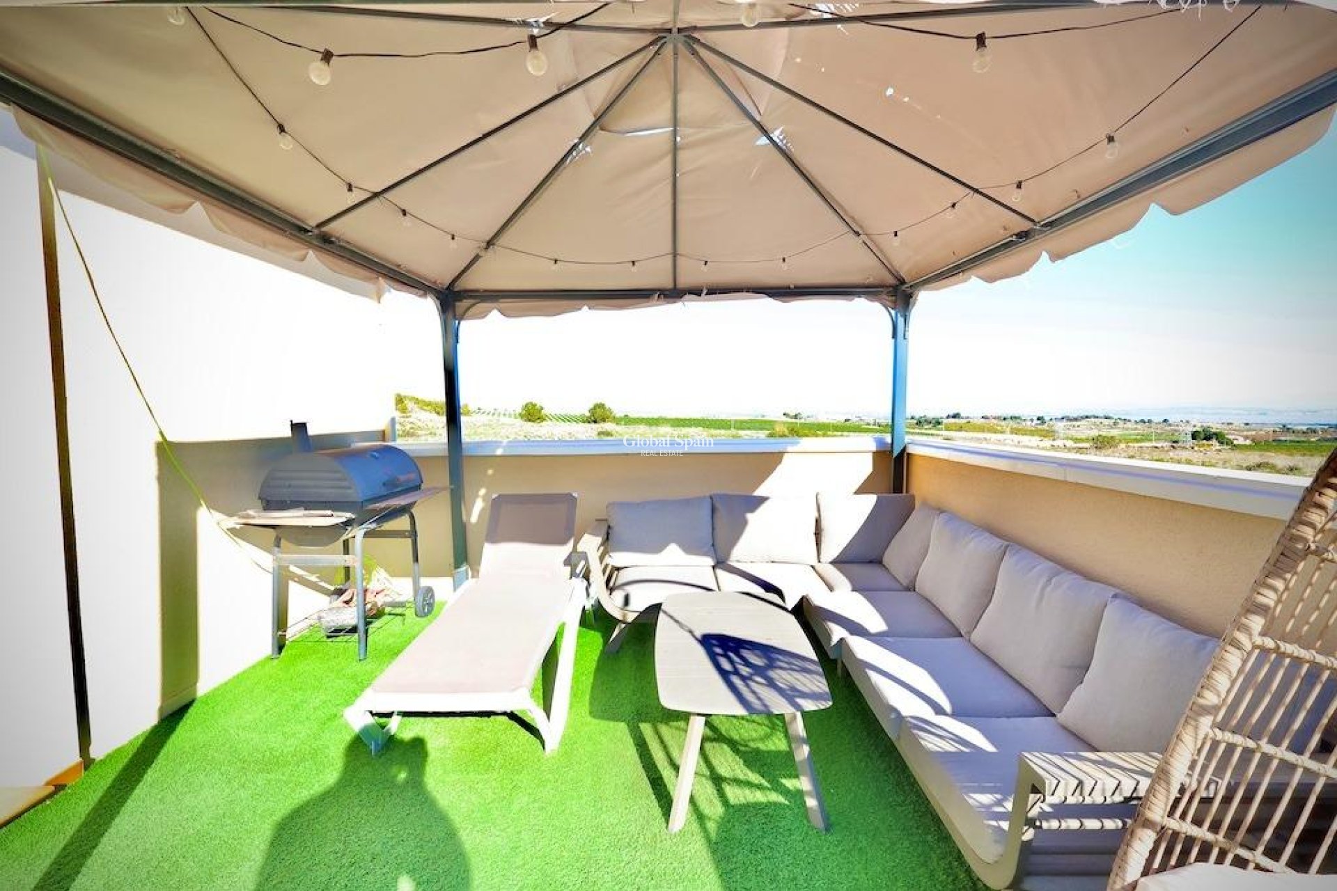 Wederverkoop - Villa -
SAN MIGUEL DE SALINAS - Residencial los flamencos