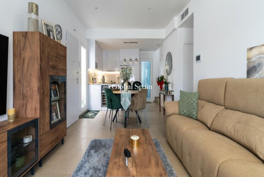 Wederverkoop - VILLA -
SAN PEDRO DEL PINATAR - Costa Calida