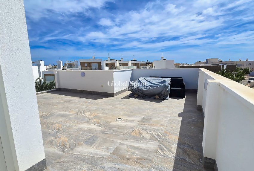 Wederverkoop - VILLA -
SAN PEDRO DEL PINATAR - Costa Calida