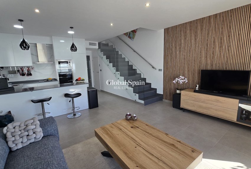 Wederverkoop - VILLA -
SAN PEDRO DEL PINATAR - Costa Calida