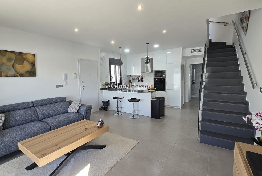 Wederverkoop - VILLA -
SAN PEDRO DEL PINATAR - Costa Calida