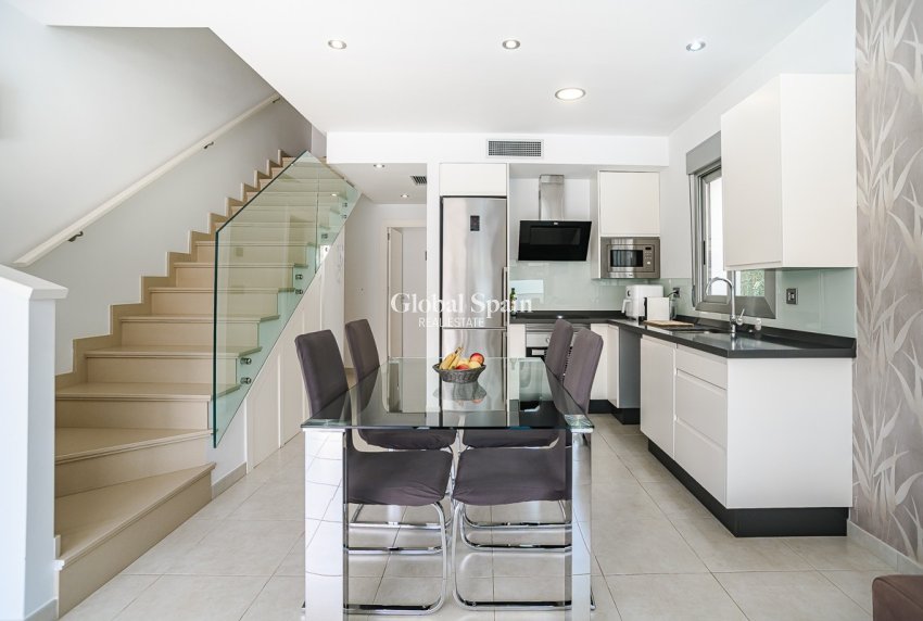 Wederverkoop - VILLA -
SAN PEDRO DEL PINATAR - Lo Pagan