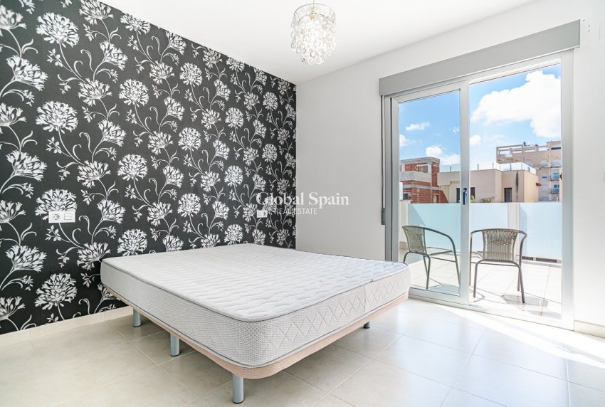 Wederverkoop - VILLA -
SAN PEDRO DEL PINATAR - Lo Pagan