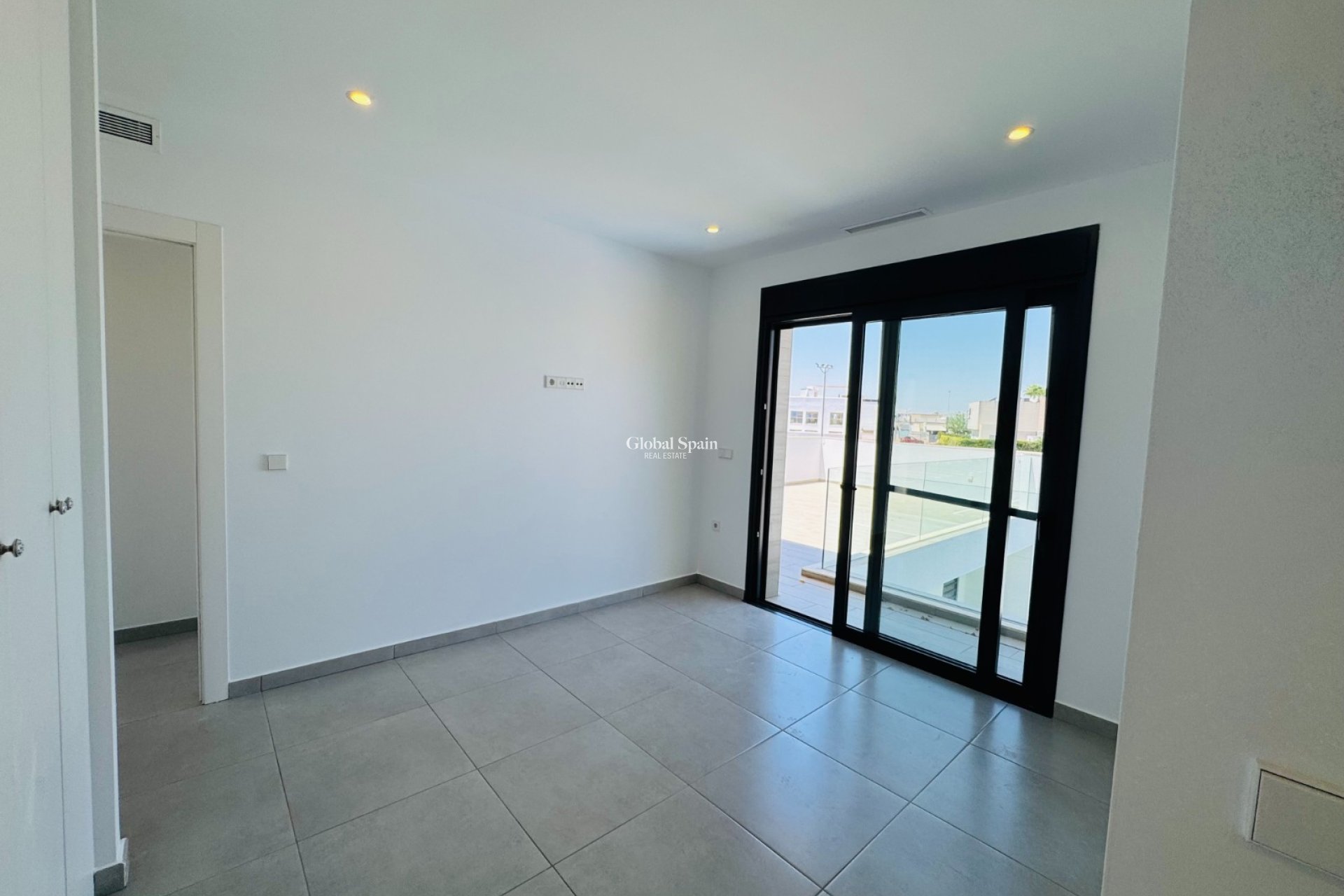 Wederverkoop - VILLA -
SAN PEDRO DEL PINATAR - LO PAGÁN