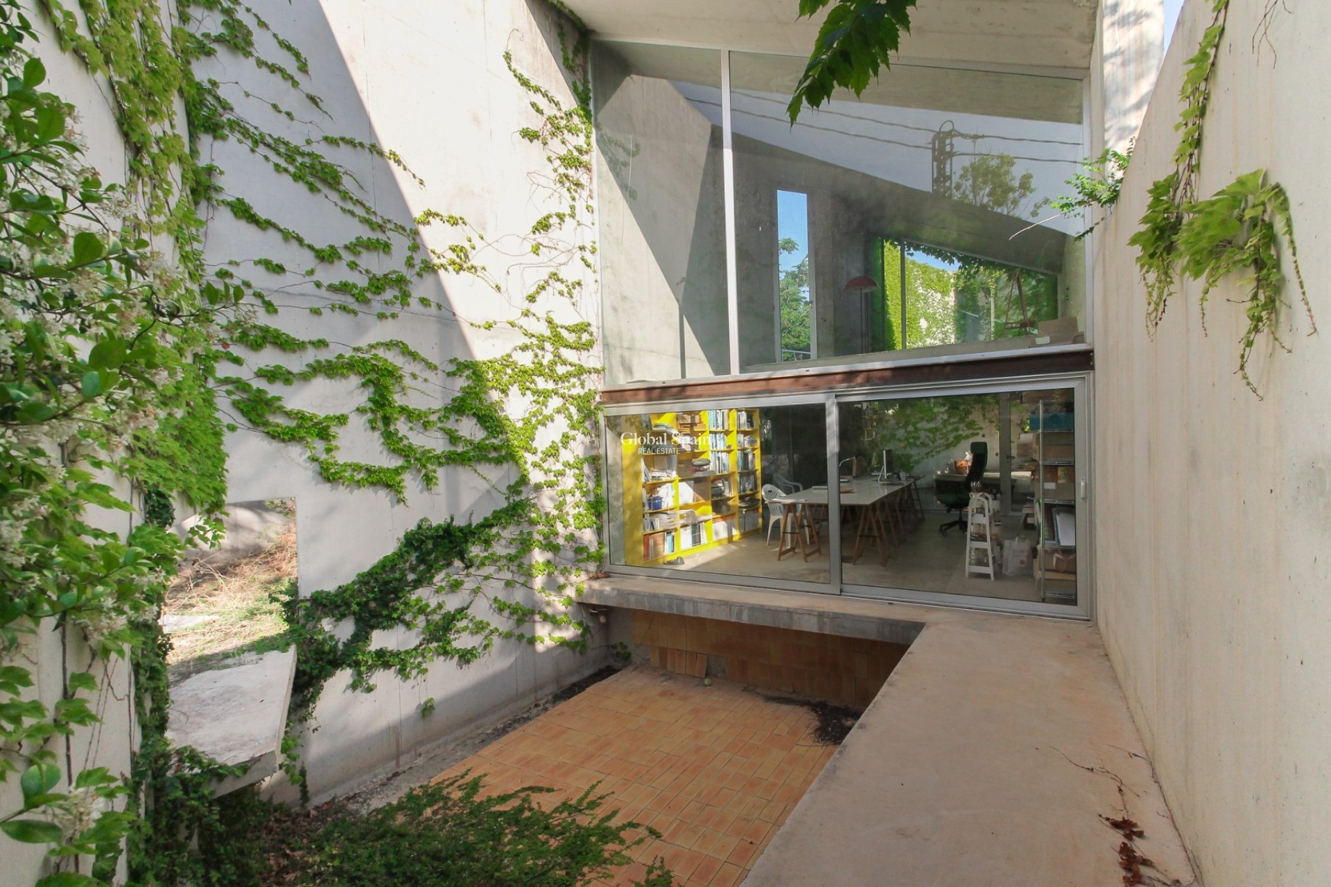 Wederverkoop - VILLA -
San Vicente del Raspeig - Inland