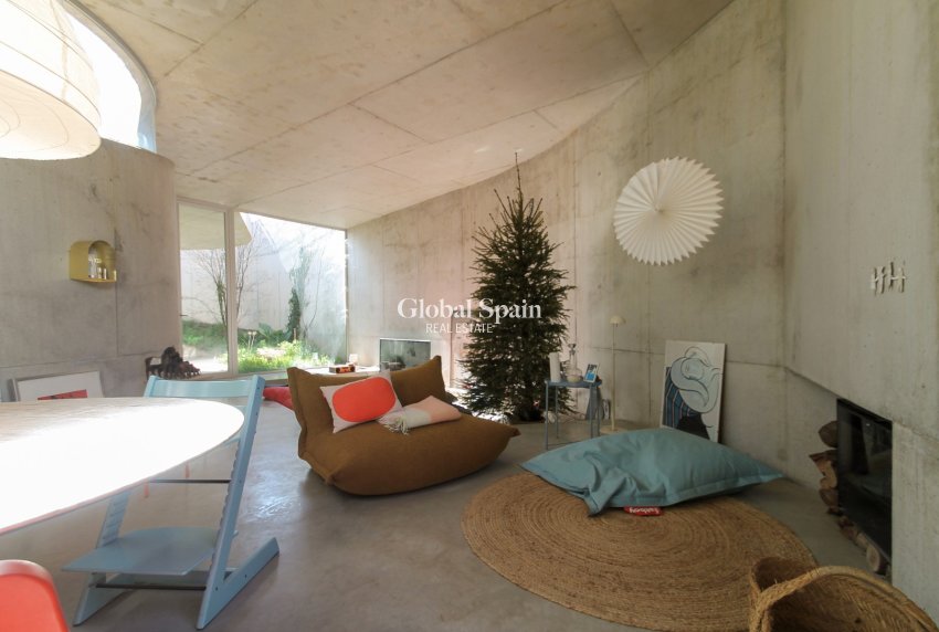 Wederverkoop - VILLA -
San Vicente del Raspeig - Inland