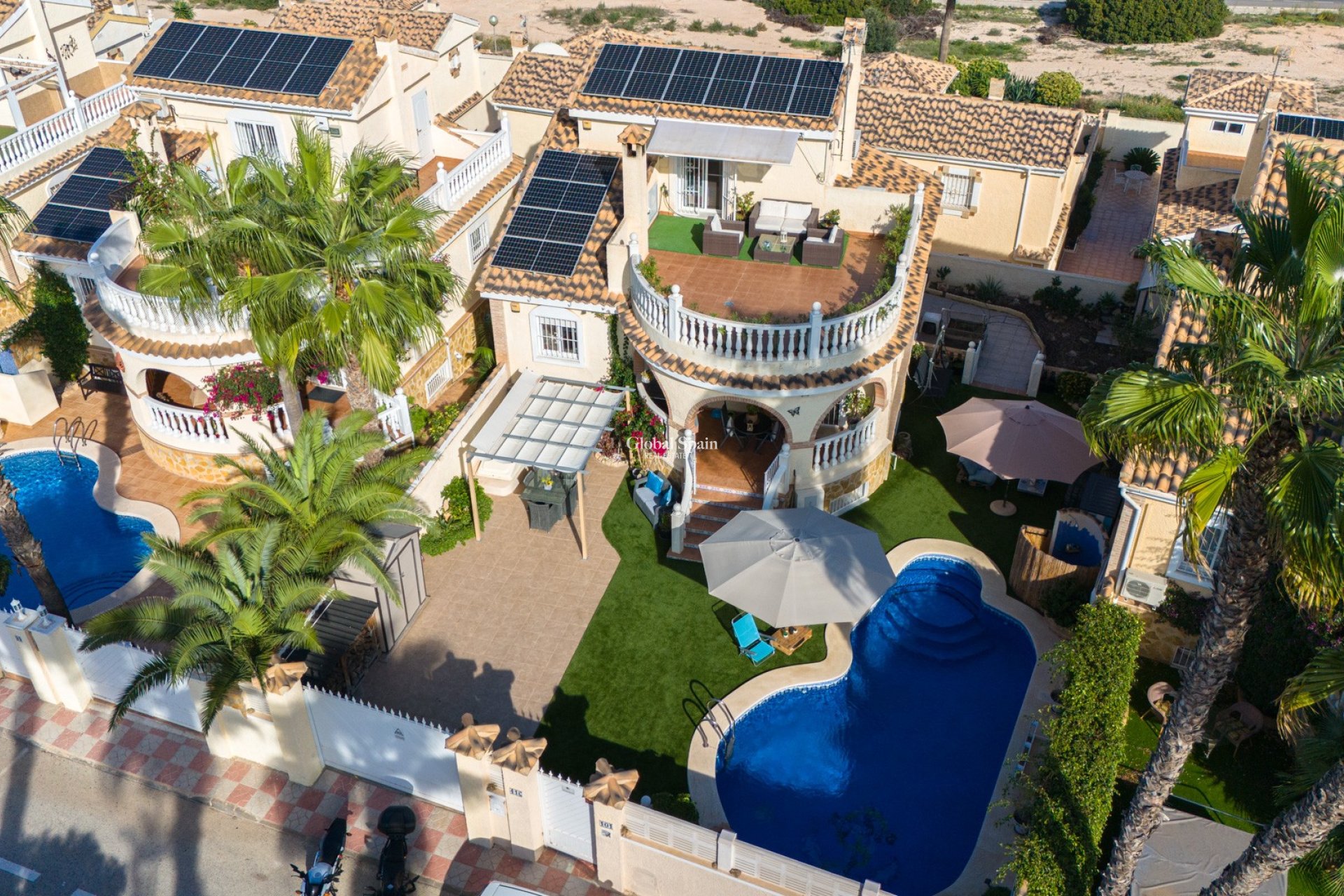 Wederverkoop - VILLA -
SANTA POLA - Costa Blanca