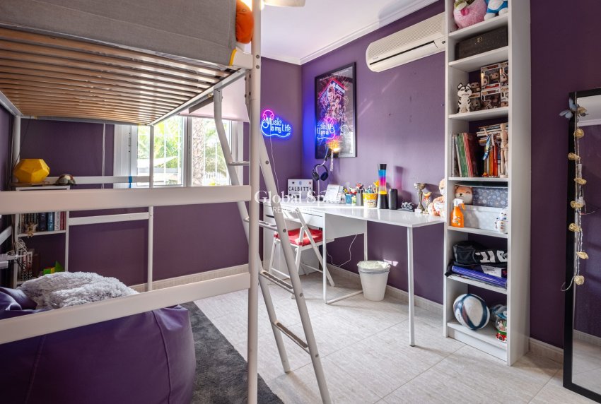 Wederverkoop - VILLA -
SANTA POLA - Costa Blanca