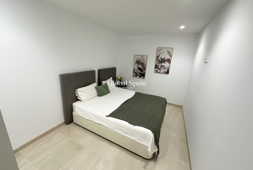 Wederverkoop - VILLA -
SANTA ROSALÍA - Inland