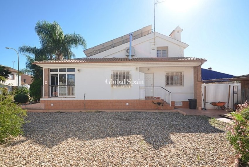 Wederverkoop - VILLA -
SANTIAGO DE LA RIBERA - Costa Calida