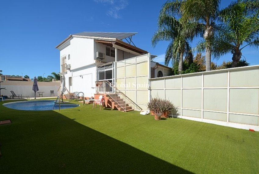 Wederverkoop - VILLA -
SANTIAGO DE LA RIBERA - Costa Calida