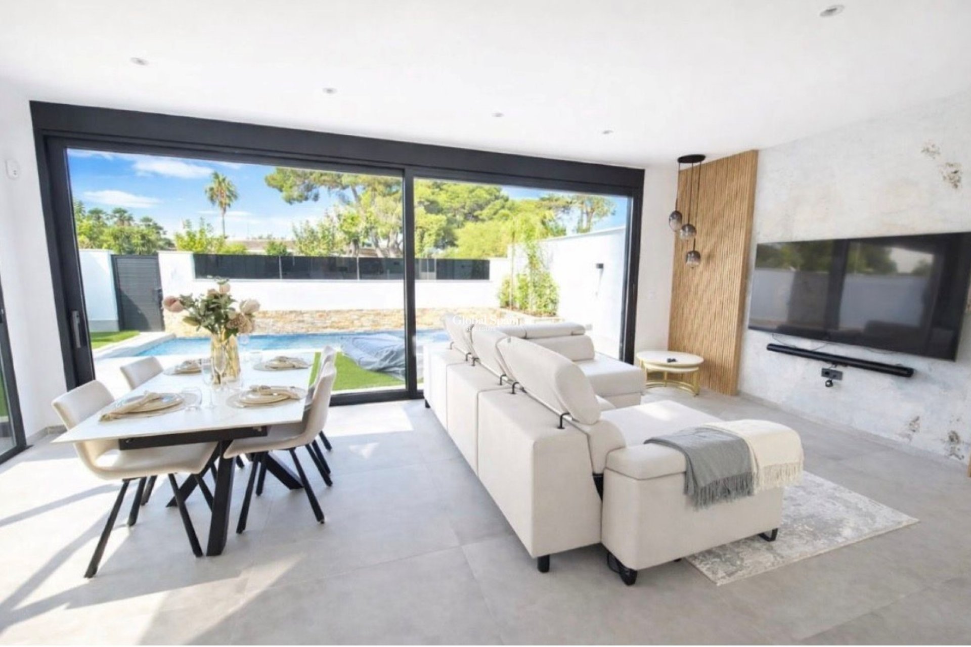 Wederverkoop - VILLA -
SANTIAGO DE LA RIBERA - Costa Calida