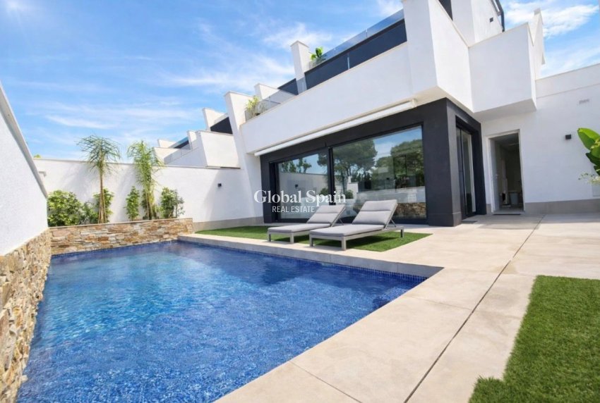 Wederverkoop - VILLA -
SANTIAGO DE LA RIBERA - Costa Calida