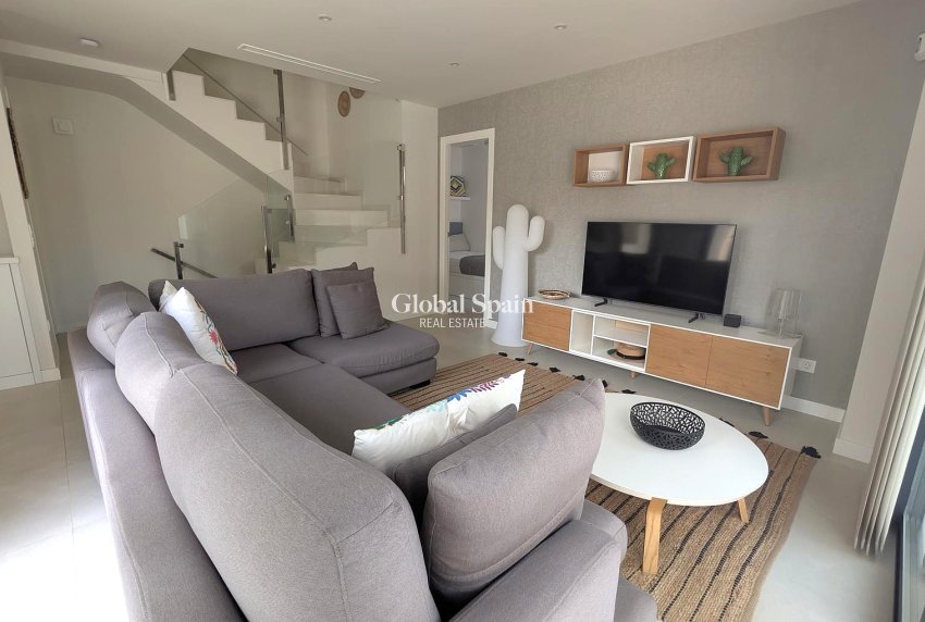 Wederverkoop - VILLA -
SANTIAGO DE LA RIBERA - Costa Calida