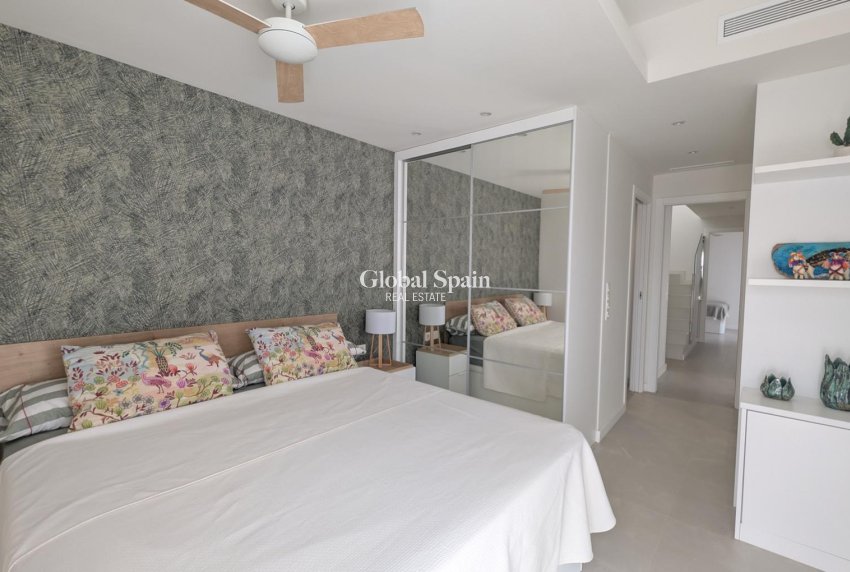 Wederverkoop - VILLA -
SANTIAGO DE LA RIBERA - Costa Calida