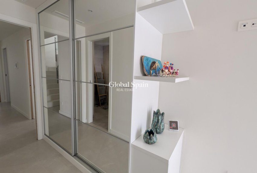 Wederverkoop - VILLA -
SANTIAGO DE LA RIBERA - Costa Calida