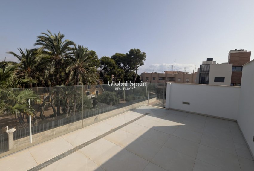 Wederverkoop - VILLA -
SANTIAGO DE LA RIBERA - Costa Calida