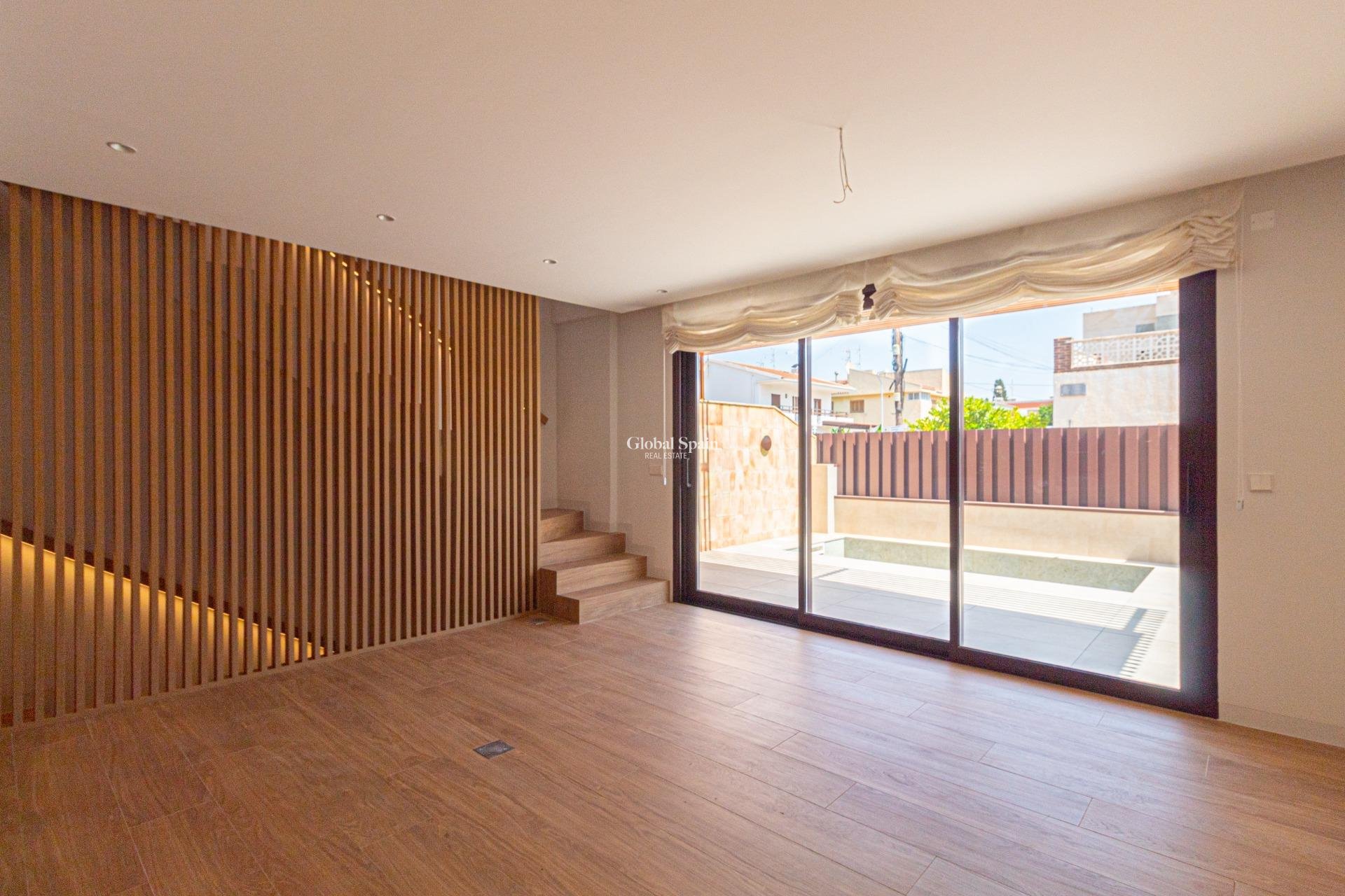 Wederverkoop - VILLA -
SANTIAGO DE LA RIBERA - Playa de santiago de la ribera