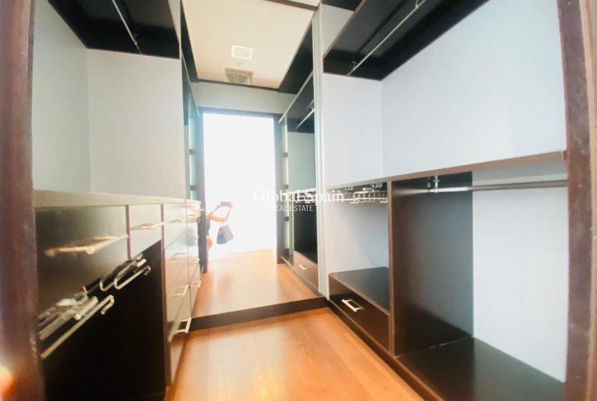 Wederverkoop - VILLA -
SANTIAGO DE LA RIBERA - San Blas