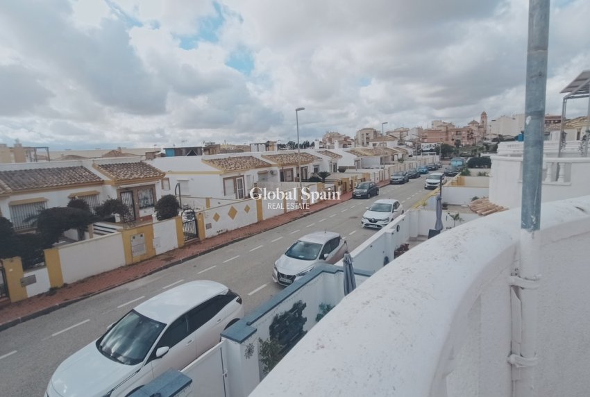 Wederverkoop - VILLA -
SUCINA - Inland