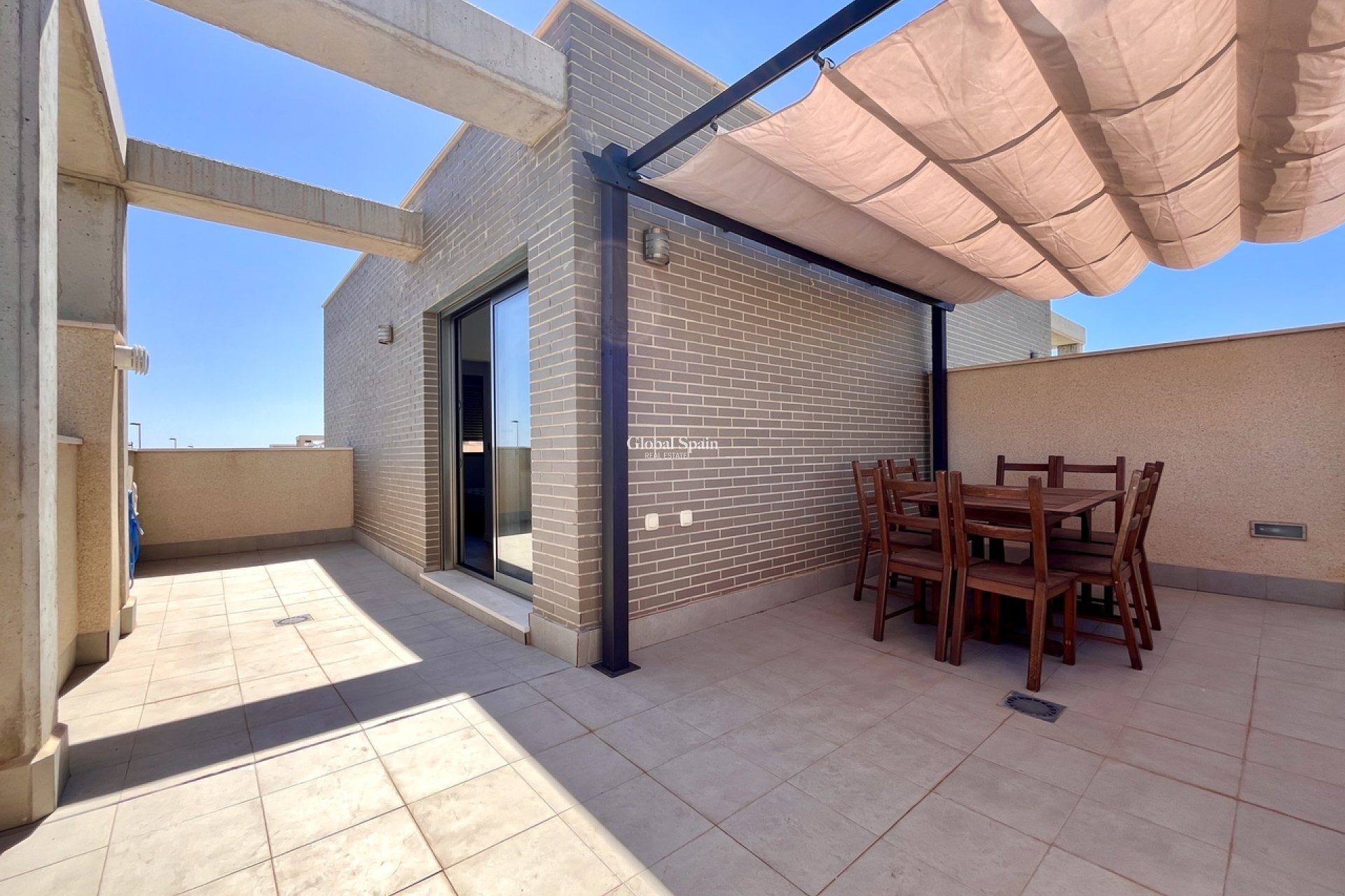 Wederverkoop - VILLA -
TORRE DE LA HORADADA - Costa Blanca
