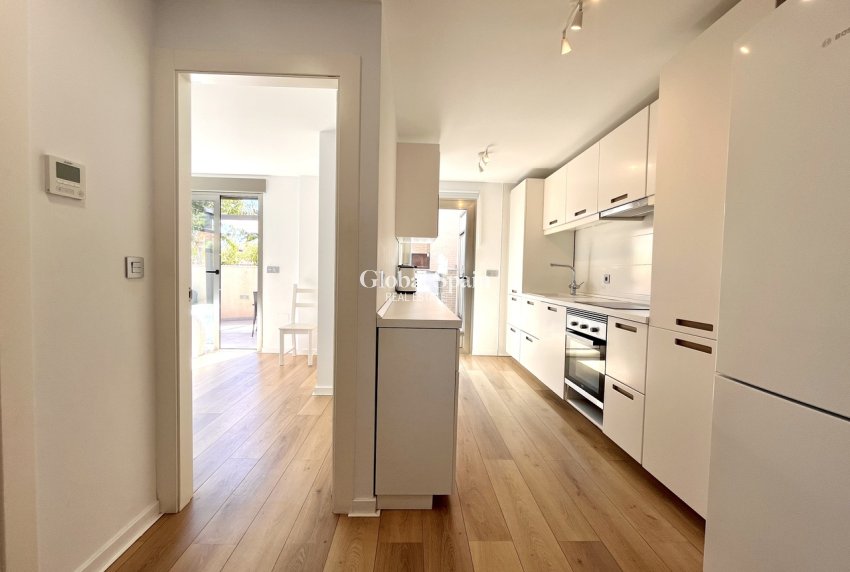 Wederverkoop - VILLA -
TORRE DE LA HORADADA - Costa Blanca