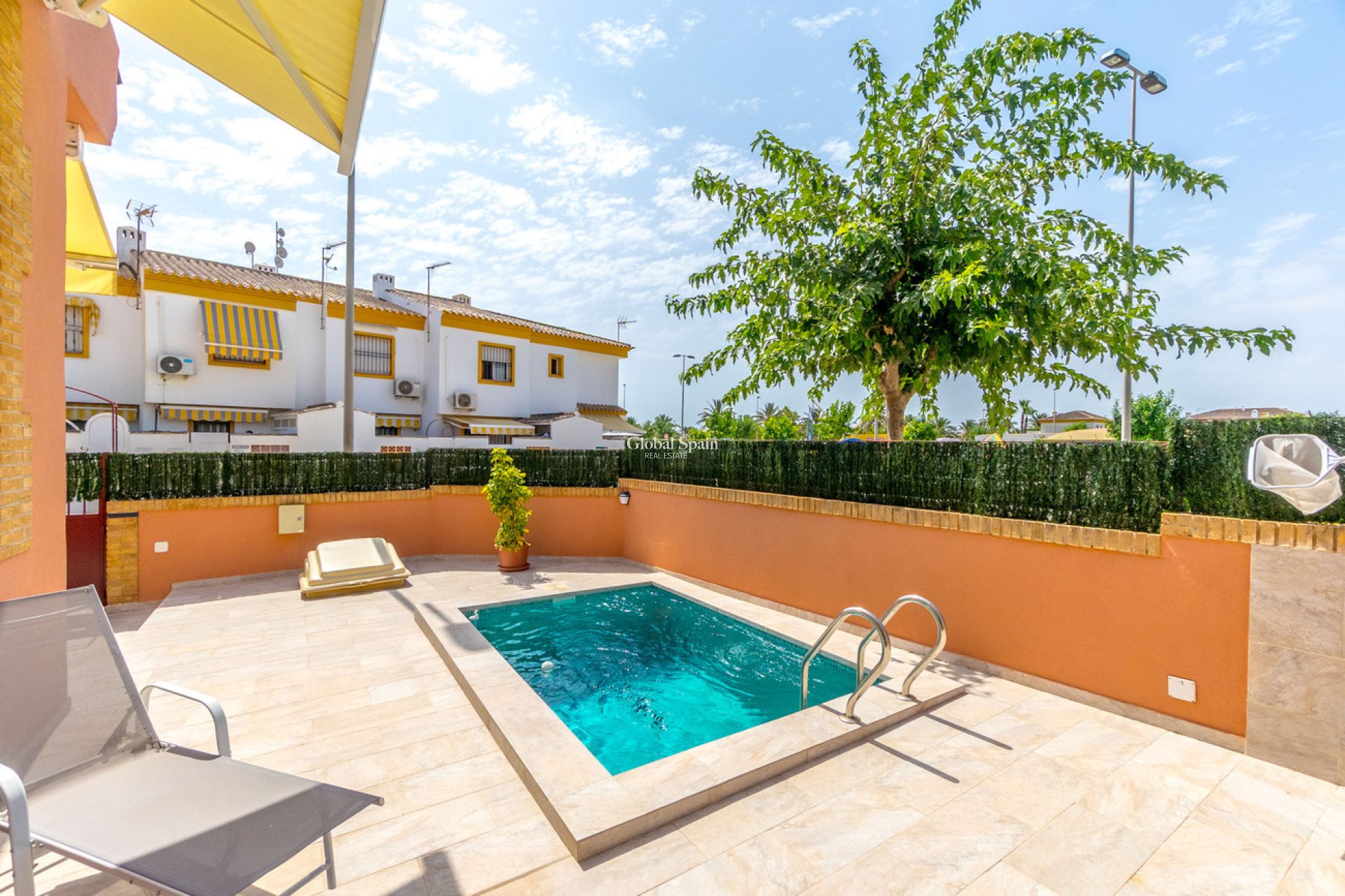 Wederverkoop - VILLA -
TORRE DE LA HORADADA - Costa Blanca