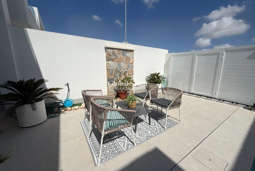 Wederverkoop - VILLA -
TORRE PACHECO - Balsicas