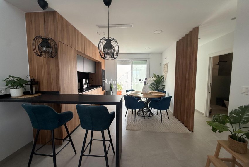 Wederverkoop - VILLA -
TORRE PACHECO - Balsicas