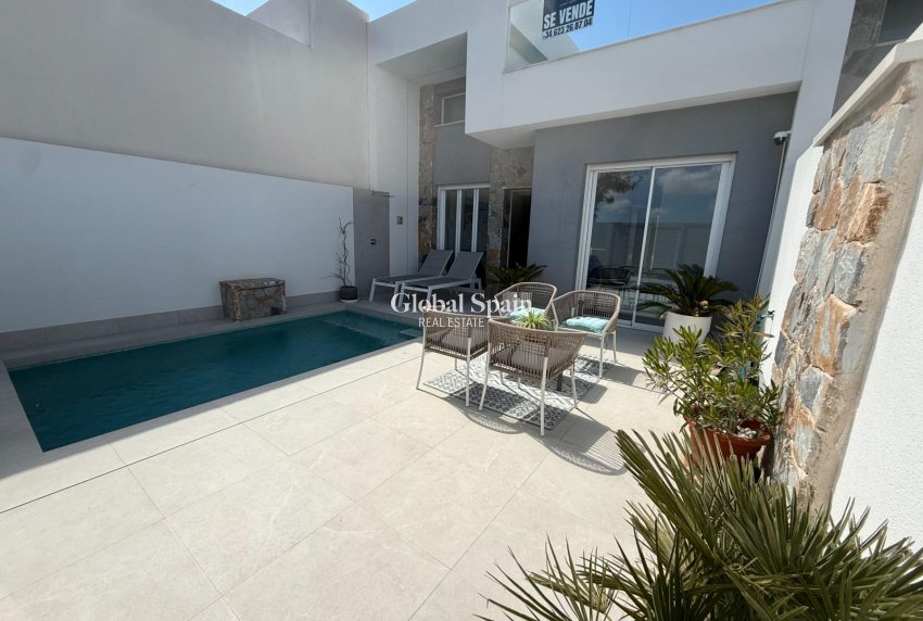 Wederverkoop - VILLA -
TORRE PACHECO - Balsicas