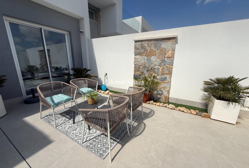 Wederverkoop - VILLA -
TORRE PACHECO - Balsicas