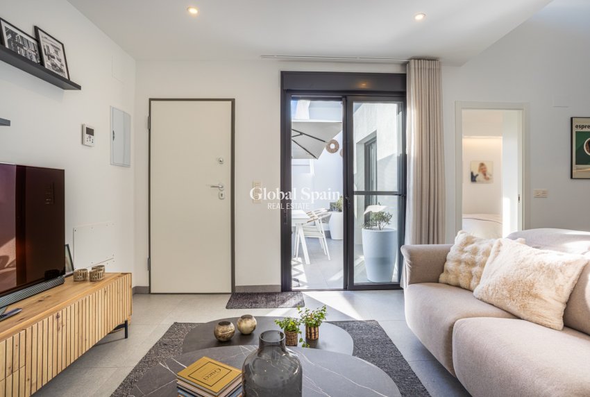 Wederverkoop - VILLA -
TORRE PACHECO - Inland