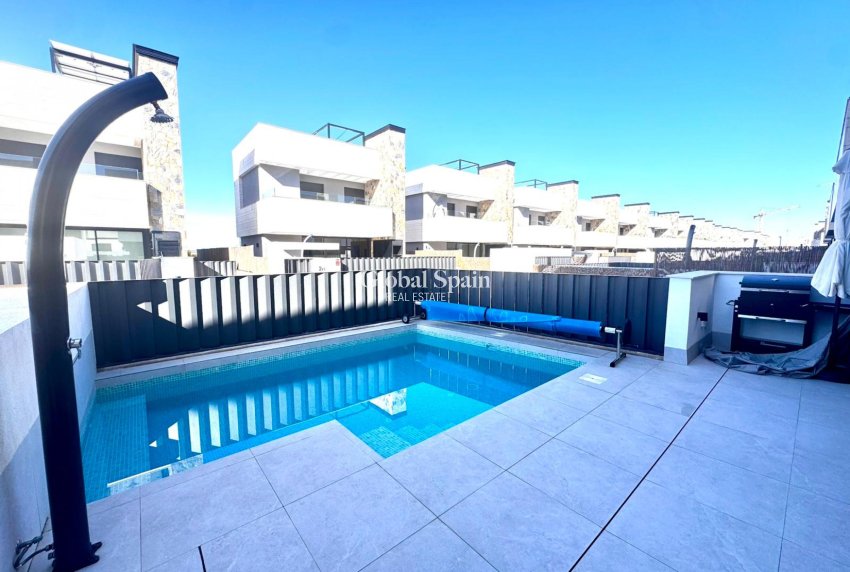 Wederverkoop - VILLA -
TORRE PACHECO - Inland