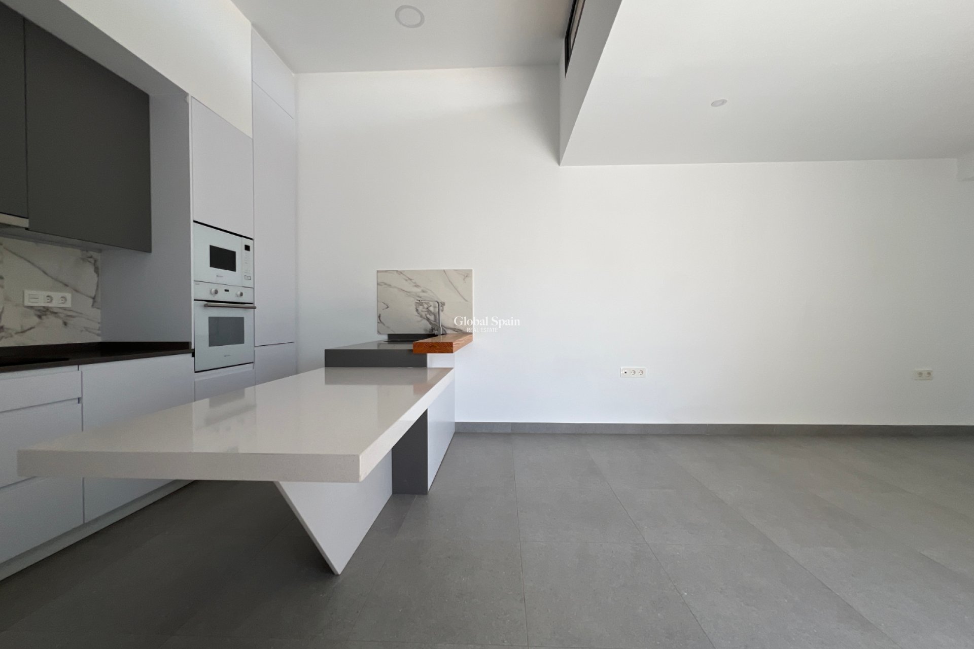 Wederverkoop - VILLA -
TORRE PACHECO - Inland