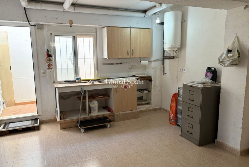 Wederverkoop - VILLA -
TORRE PACHECO - Inland