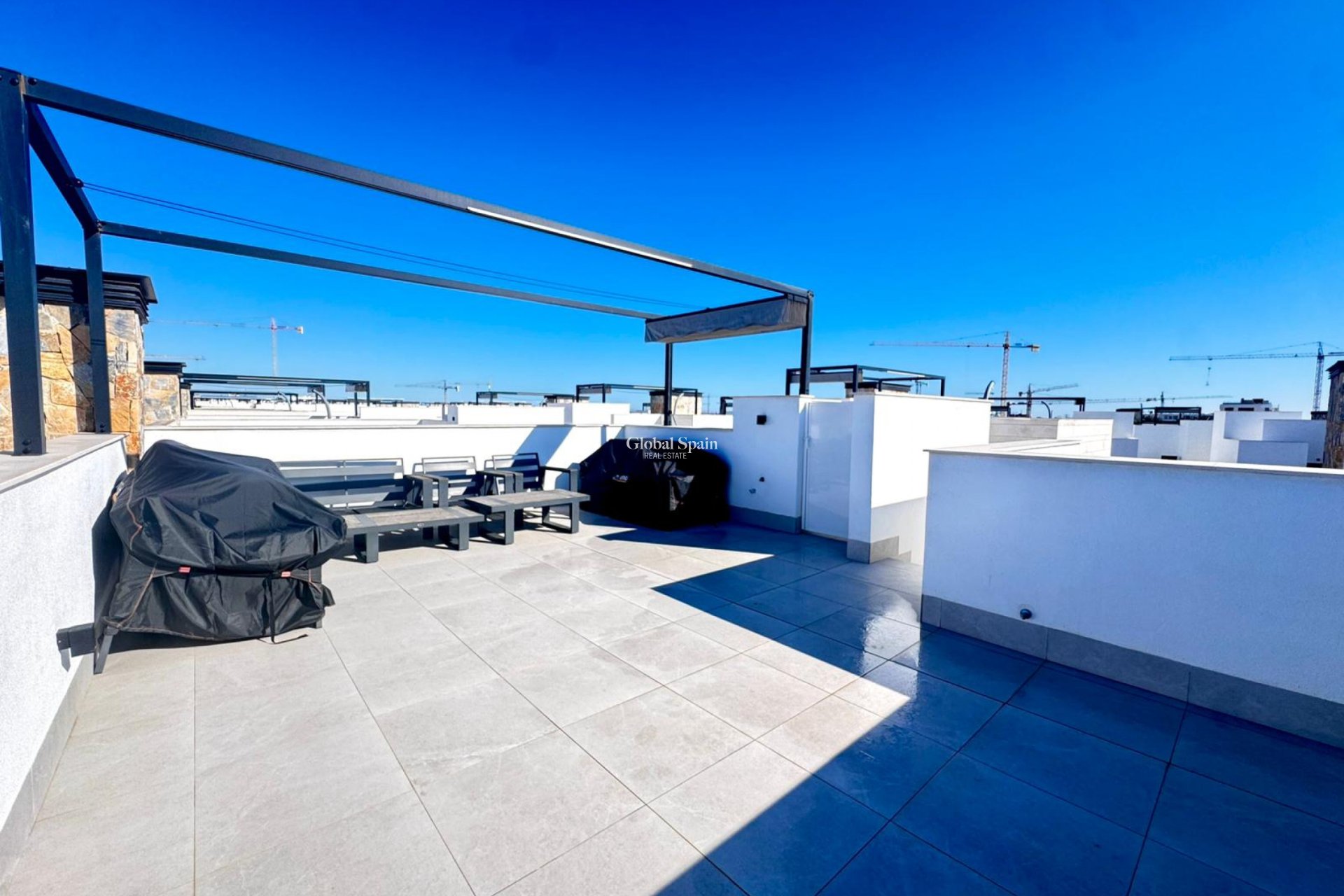 Wederverkoop - VILLA -
TORRE PACHECO - Inland