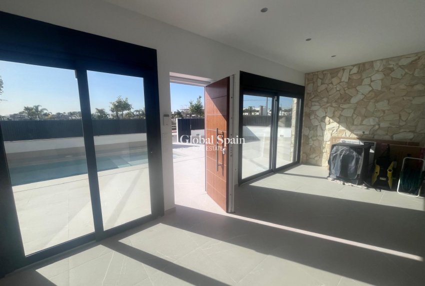 Wederverkoop - VILLA -
TORRE PACHECO - Inland