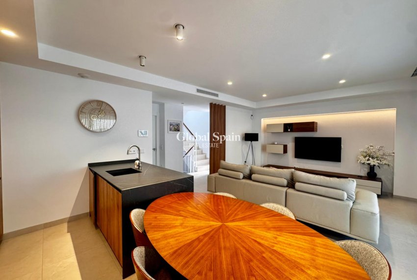 Wederverkoop - VILLA -
TORRE PACHECO - Inland