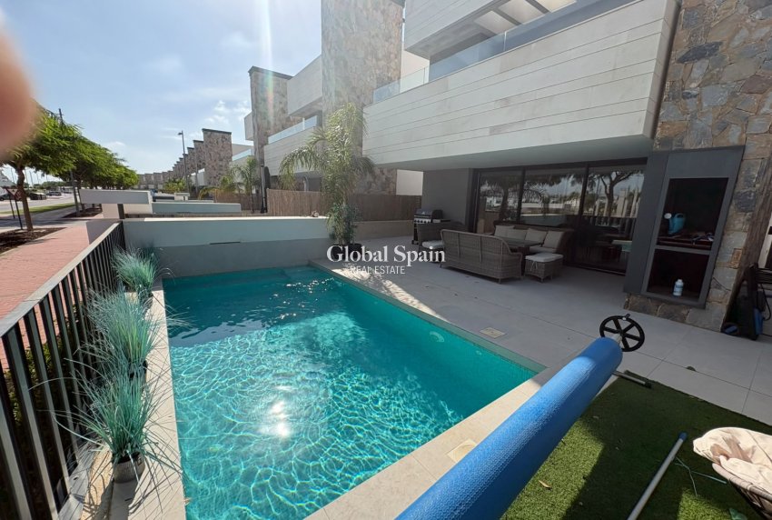 Wederverkoop - VILLA -
TORRE PACHECO - Inland