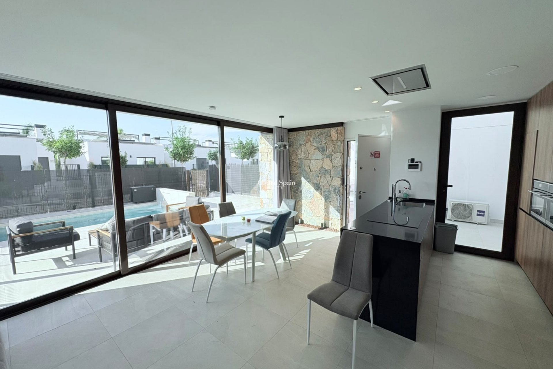 Wederverkoop - VILLA -
TORRE PACHECO - Inland