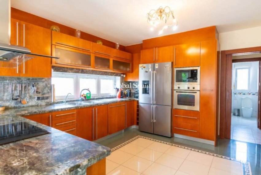 Wederverkoop - Villa -
TORREVIEJA - Aguas Nuevas