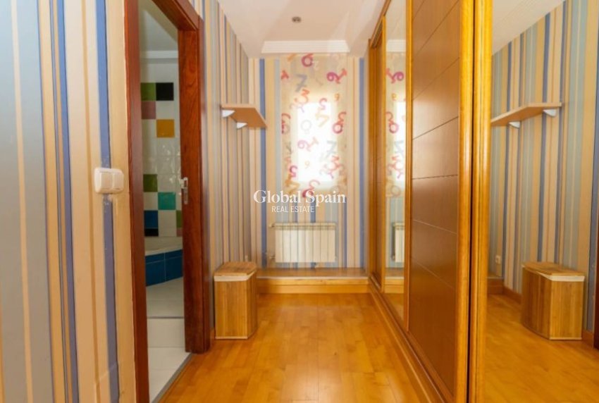 Wederverkoop - Villa -
TORREVIEJA - Aguas Nuevas