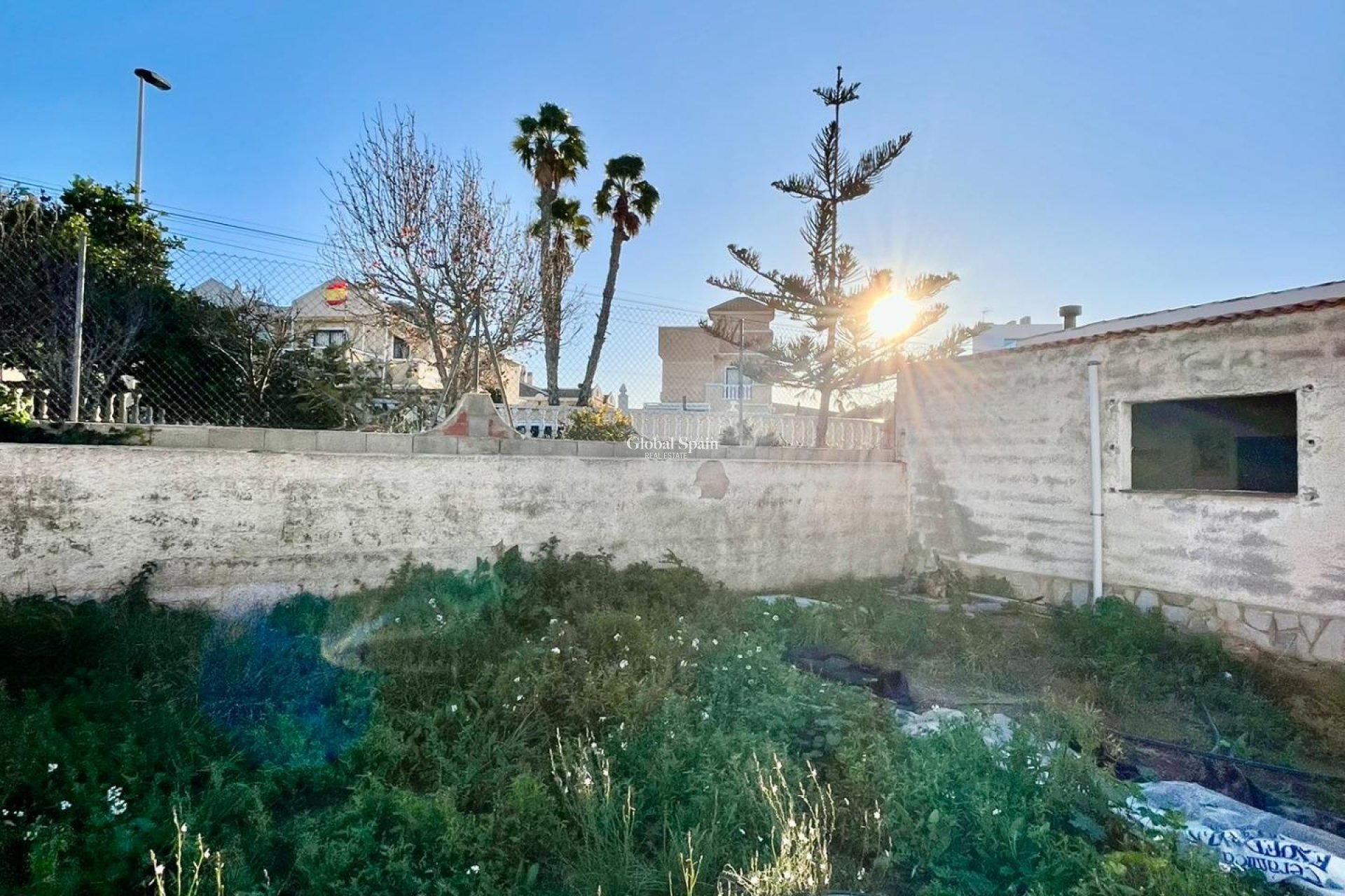 Wederverkoop - VILLA -
TORREVIEJA - Aguas Nuevas