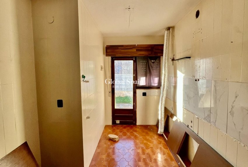 Wederverkoop - VILLA -
TORREVIEJA - Aguas Nuevas