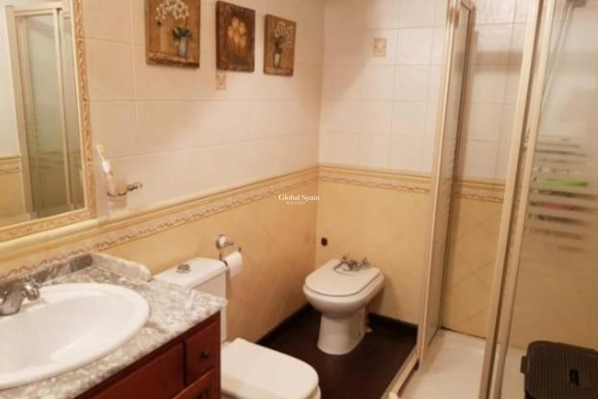 Wederverkoop - VILLA -
TORREVIEJA - Aguas Nuevas