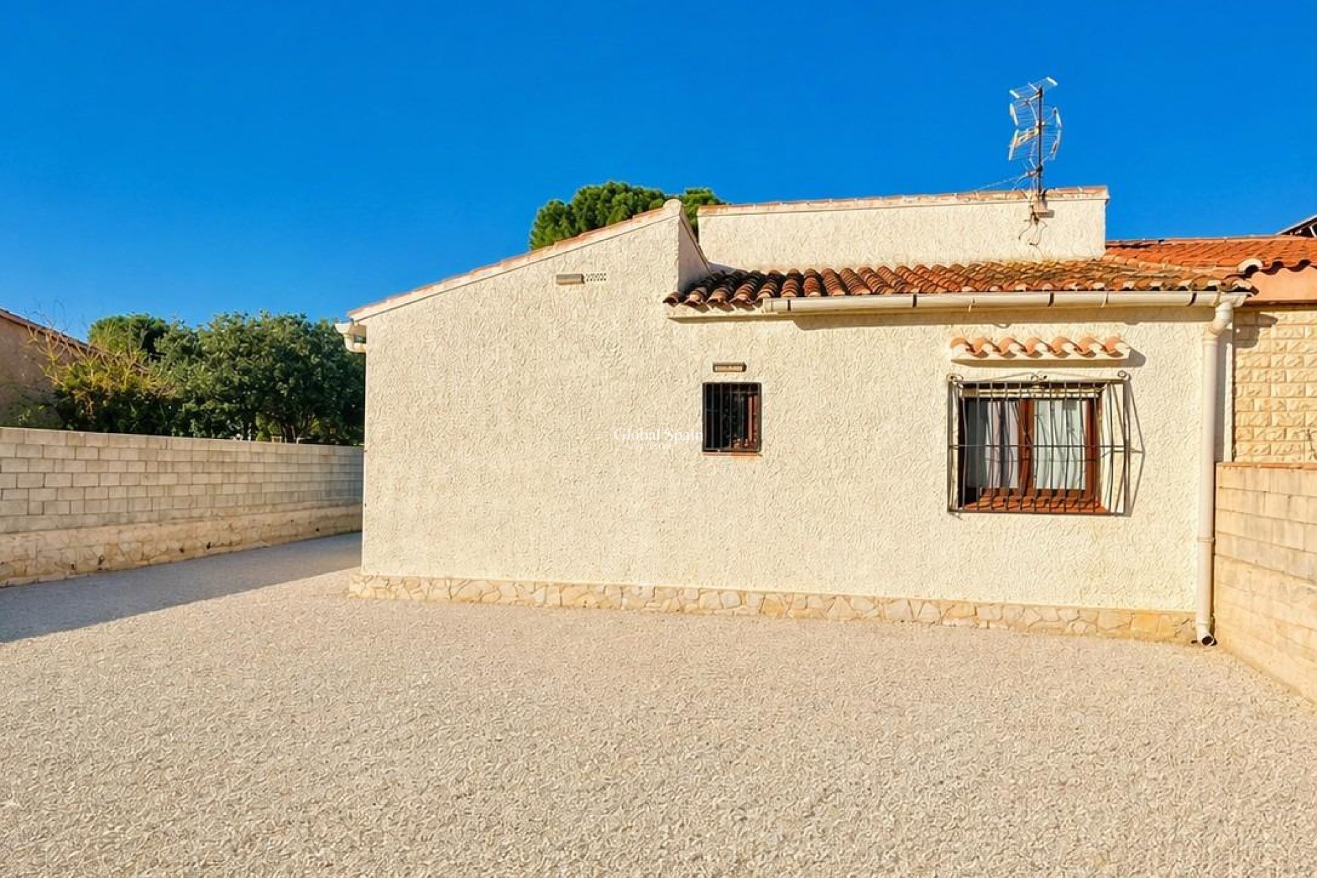 Wederverkoop - VILLA -
TORREVIEJA - Aguas Nuevas