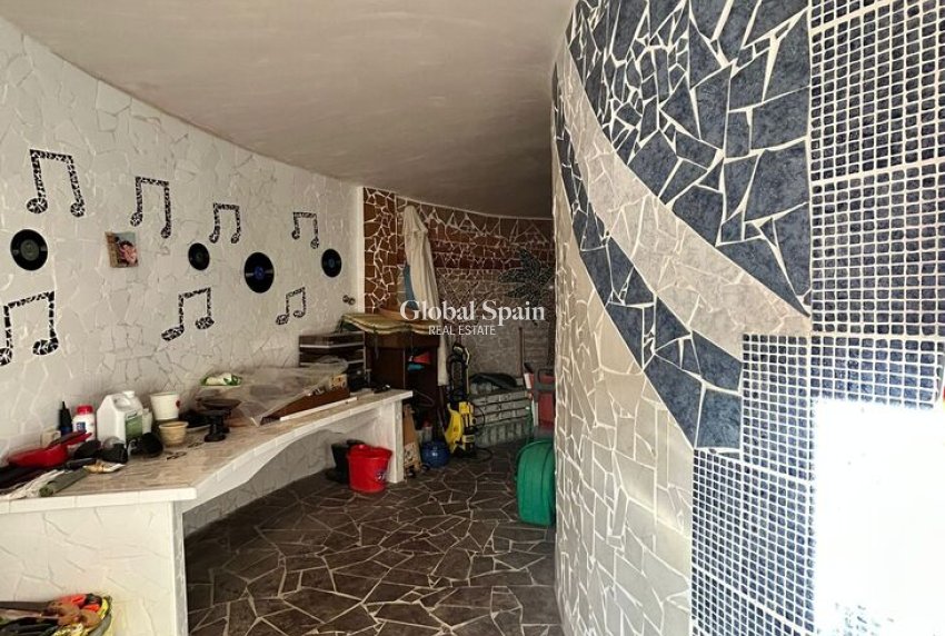 Wederverkoop - VILLA -
TORREVIEJA - Aguas Nuevas