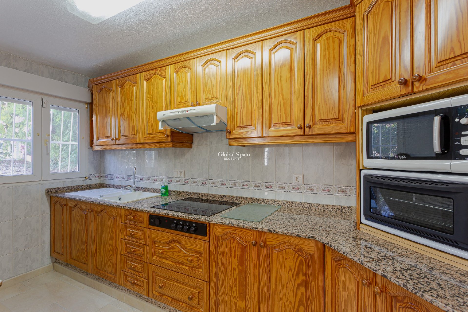 Wederverkoop - VILLA -
TORREVIEJA - Costa Blanca